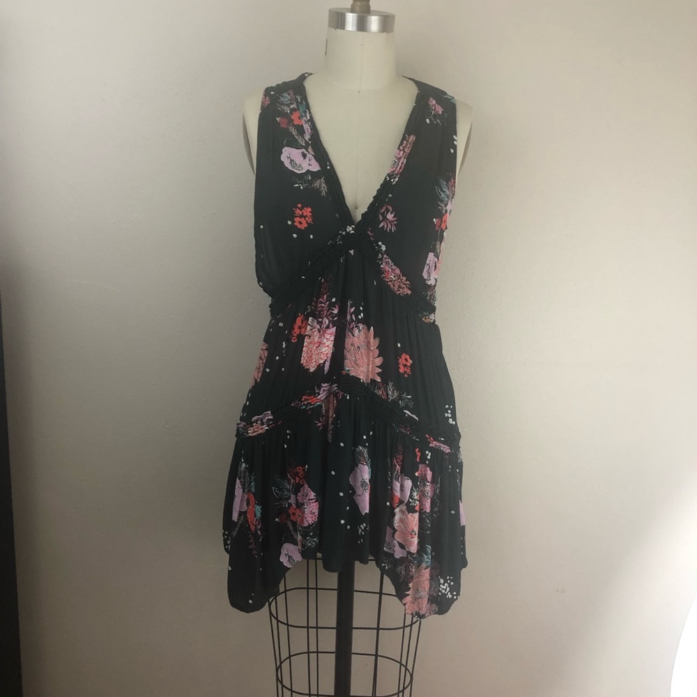 Free People Deep V Neck Dress Black Floral Sz M